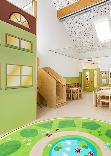 Fundermax Kindergarten Haschendorf Inneneinrichtung aus Max Compact Exterior und Star Favorit in den Dekoren 0039, 2124, 0112 sowie den Oberflächen NT und FH